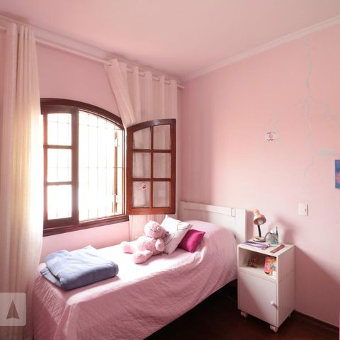 Casa à venda com 240m², 3 quartos e 2 vagasQuarto 2