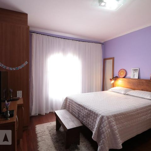 Casa à venda com 240m², 3 quartos e 2 vagasSuite 1