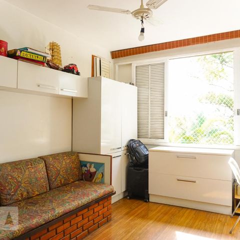 Casa de condomínio à venda com 366m², 5 quartos e 4 vagasQuarto 3