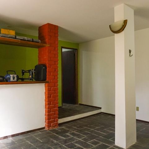 Casa de condomínio à venda com 366m², 5 quartos e 4 vagasSala 2/Cozinha