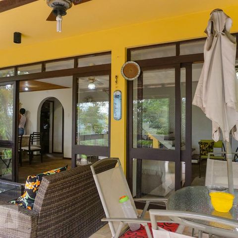 Casa de condomínio à venda com 366m², 5 quartos e 4 vagasVaranda da Sala