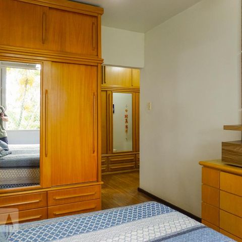 Casa de condomínio à venda com 366m², 5 quartos e 4 vagasSuíte
