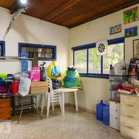 Casa de condomínio à venda com 366m², 5 quartos e 4 vagasAlmoxarifado