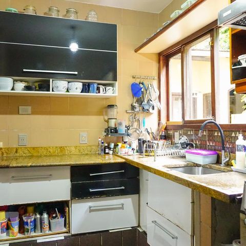 Casa de condomínio à venda com 366m², 5 quartos e 4 vagasCozinha