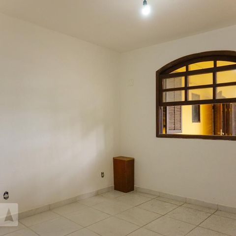 Casa de condomínio à venda com 366m², 5 quartos e 4 vagasQuarto 4