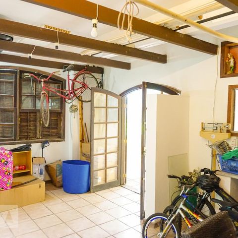 Casa de condomínio à venda com 366m², 5 quartos e 4 vagasSala 3