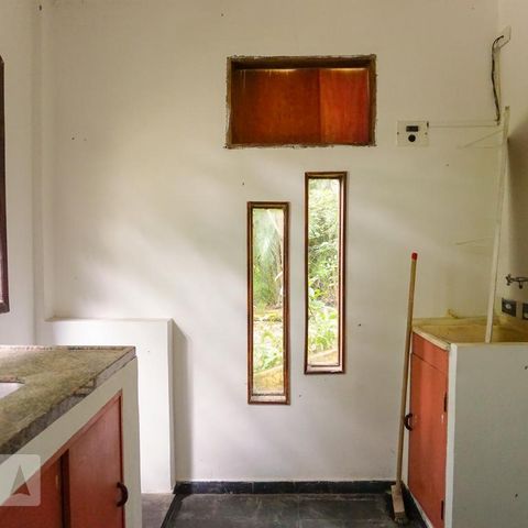 Casa de condomínio à venda com 366m², 5 quartos e 4 vagasSala 2/Cozinha