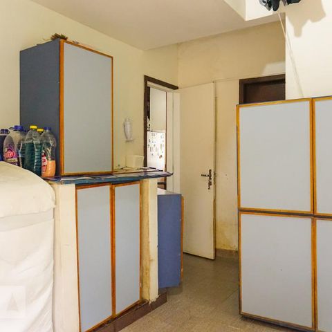 Casa de condomínio à venda com 366m², 5 quartos e 4 vagasÁrea de Serviço