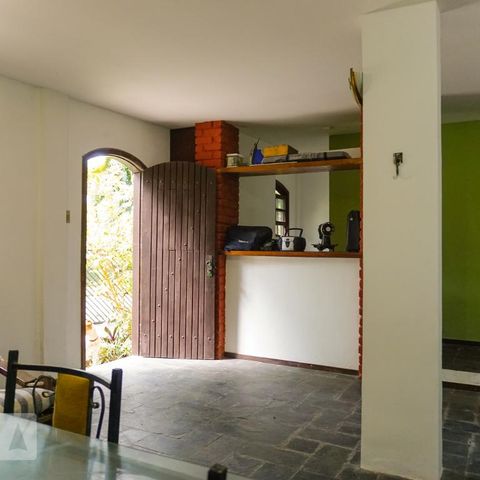 Casa de condomínio à venda com 366m², 5 quartos e 4 vagasSala 2/Cozinha