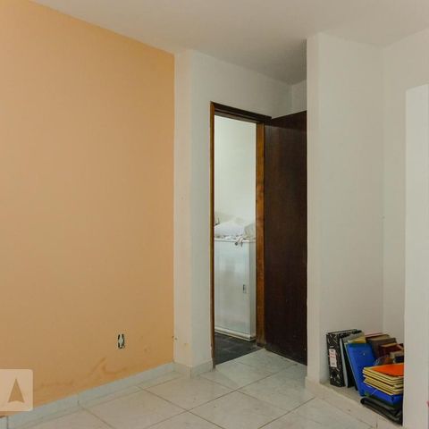 Casa de condomínio à venda com 366m², 5 quartos e 4 vagasQuarto 4