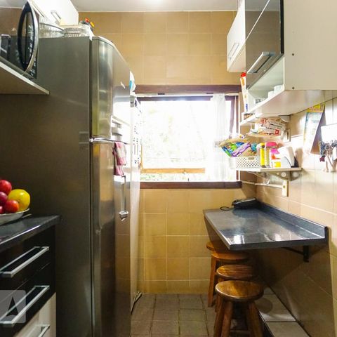 Casa de condomínio à venda com 366m², 5 quartos e 4 vagasCozinha