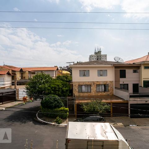 Casa à venda com 200m², 3 quartos e 6 vagas Casa à venda com 200m², 3 quartos e 6 vagasVista da Varanda da suíte
