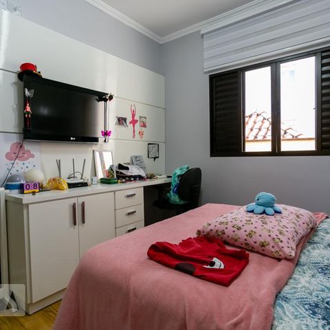 Casa à venda com 200m², 3 quartos e 6 vagas Casa à venda com 200m², 3 quartos e 6 vagasQuarto 1