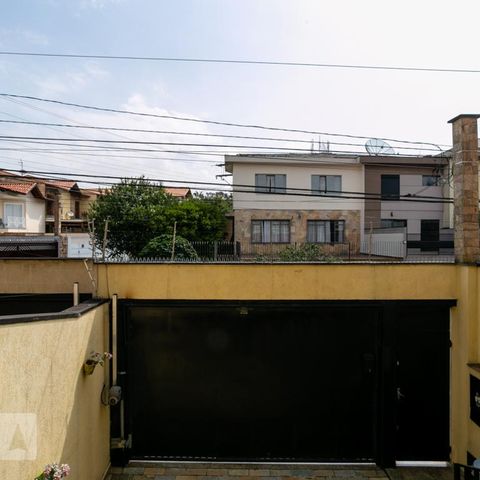 Casa à venda com 200m², 3 quartos e 6 vagas Casa à venda com 200m², 3 quartos e 6 vagasVista da sala