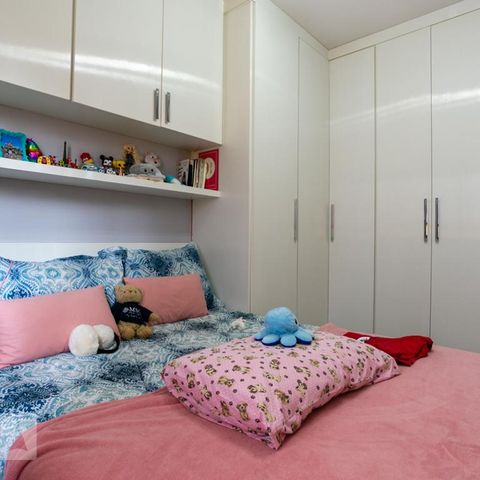 Casa à venda com 200m², 3 quartos e 6 vagas Casa à venda com 200m², 3 quartos e 6 vagasQuarto 1