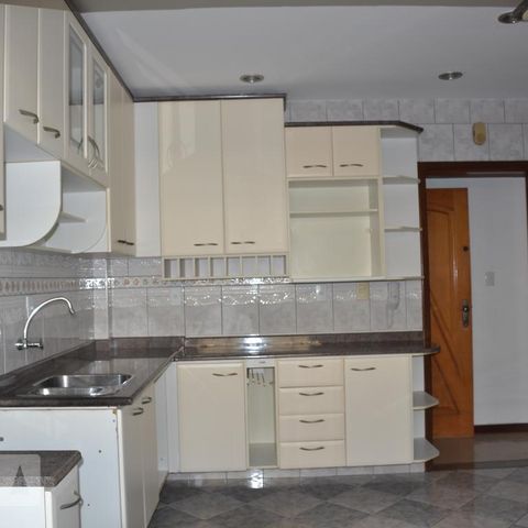 Apartamento à venda com 70m², 2 quartos e 1 vagaCozinha
