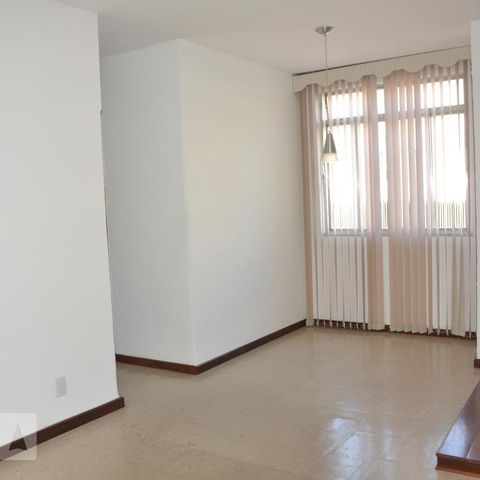 Apartamento à venda com 70m², 2 quartos e 1 vagaSala