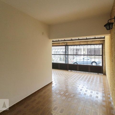 Casa à venda com 100m², 2 quartos e 2 vagasGaragem