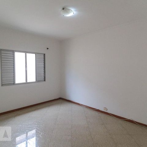 Casa à venda com 100m², 2 quartos e 2 vagasQuarto 1