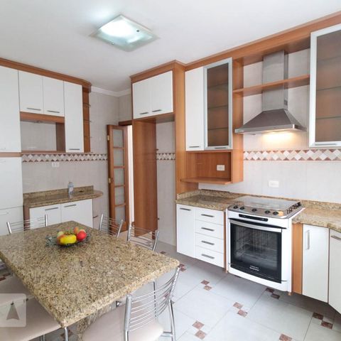 Casa à venda com 100m², 2 quartos e 2 vagasCozinha