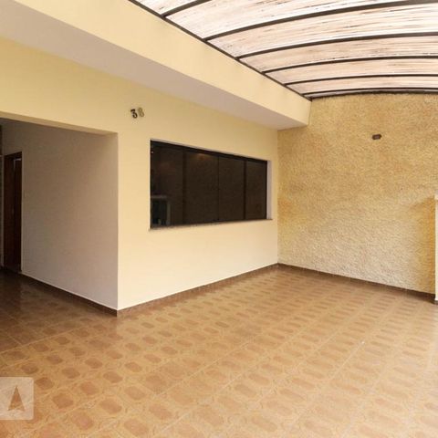 Casa à venda com 100m², 2 quartos e 2 vagasGaragem