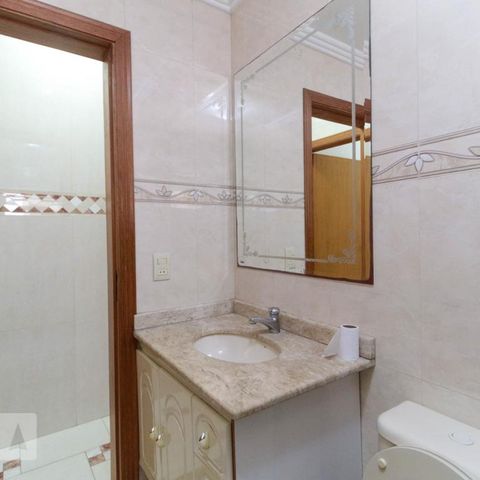 Casa à venda com 100m², 2 quartos e 2 vagasBanheiro