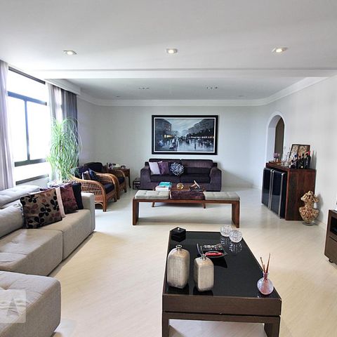Apartamento à venda com 230m², 4 quartos e 3 vagasSala 