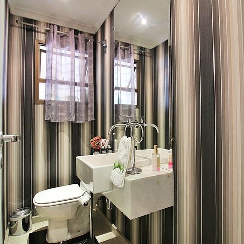 Apartamento à venda com 230m², 4 quartos e 3 vagasLavabo da Sala