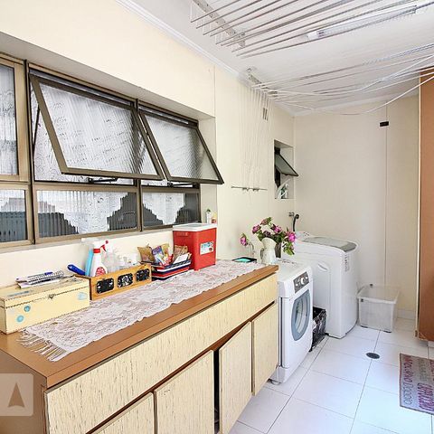 Apartamento à venda com 230m², 4 quartos e 3 vagasÁrea de Serviço