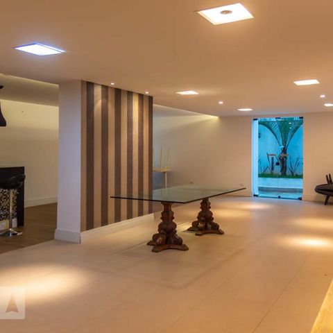 Apartamento à venda com 230m², 4 quartos e 3 vagas Apartamento à venda com 230m², 4 quartos e 3 vagasÁrea comum