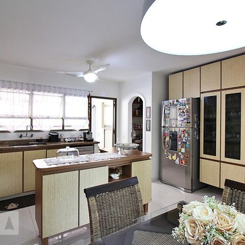 Apartamento à venda com 230m², 4 quartos e 3 vagasCozinha