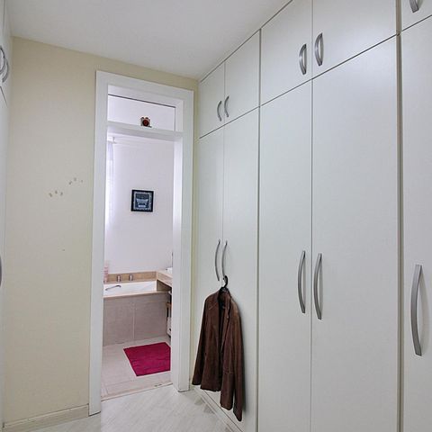 Apartamento à venda com 230m², 4 quartos e 3 vagasCloset do Quarto 1 - Suíte
