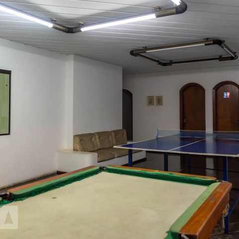 Apartamento à venda com 230m², 4 quartos e 3 vagas Apartamento à venda com 230m², 4 quartos e 3 vagasSala de Jogos