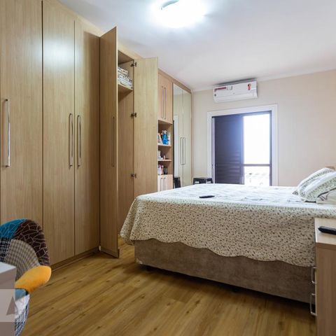 Casa à venda com 228m², 3 quartos e 5 vagasSuíte 