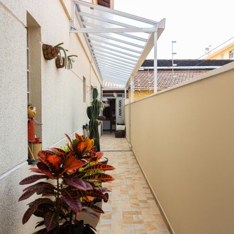 Casa à venda com 228m², 3 quartos e 5 vagasCorredor