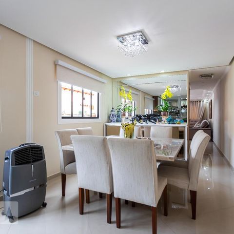 Casa à venda com 228m², 3 quartos e 5 vagasSala de Jantar