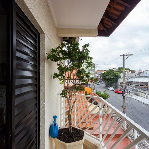 Casa à venda com 228m², 3 quartos e 5 vagasVaranda