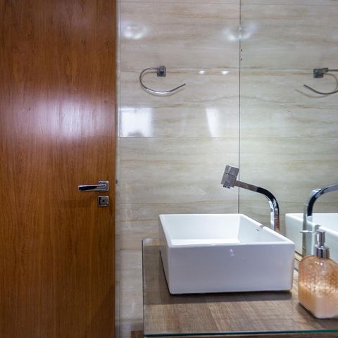 Casa à venda com 228m², 3 quartos e 5 vagasBanheiro da Suíte 