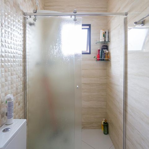 Casa à venda com 228m², 3 quartos e 5 vagasBanheiro da Suíte 