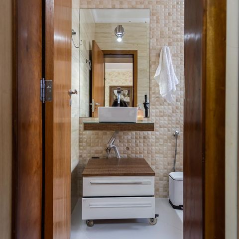 Casa à venda com 228m², 3 quartos e 5 vagasBanheiro da Suíte 