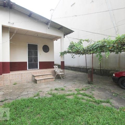 Casa à venda com 99m², 2 quartos e 5 vagasFACHADA