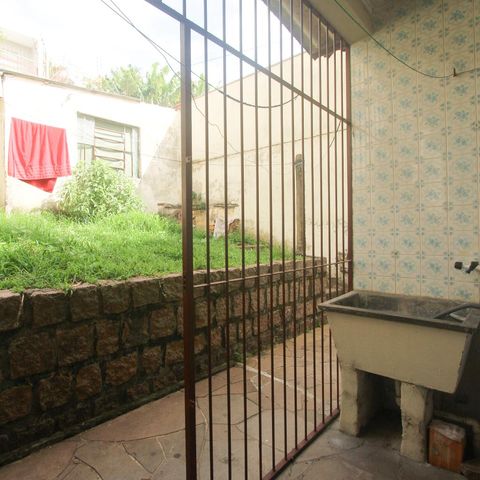 Casa à venda com 99m², 2 quartos e 5 vagasAREA DE SERVIÇO
