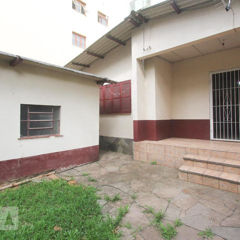 Casa à venda com 99m², 2 quartos e 5 vagasFACHADA