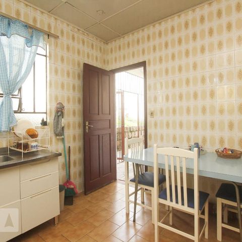 Casa à venda com 99m², 2 quartos e 5 vagasCOZINHA