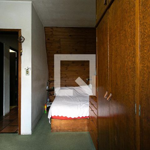 Casa à venda com 172m², 4 quartos e 3 vagasCasa 1 - Quarto 1