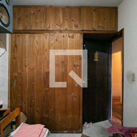 Casa à venda com 172m², 4 quartos e 3 vagasCasa 1 - Quarto 2