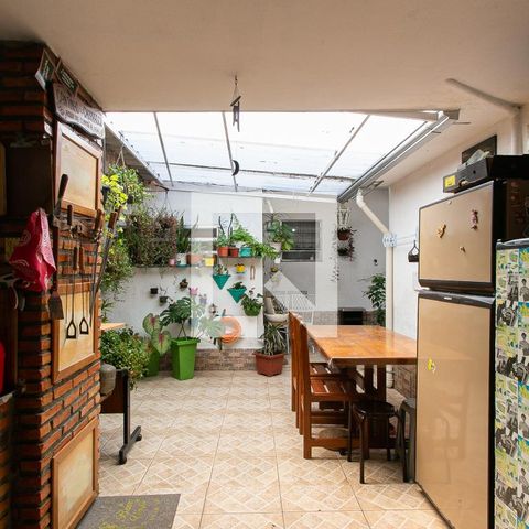Casa à venda com 172m², 4 quartos e 3 vagasCasa 2 - Quintal e Churrasqueira