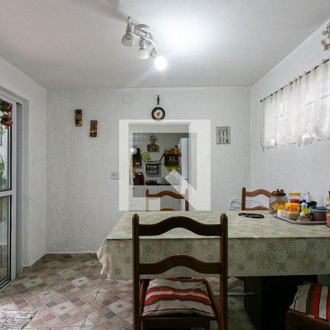 Casa à venda com 172m², 4 quartos e 3 vagasCasa 2 - Copa