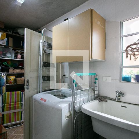 Casa à venda com 172m², 4 quartos e 3 vagasCasa 2 - Área de Serviço