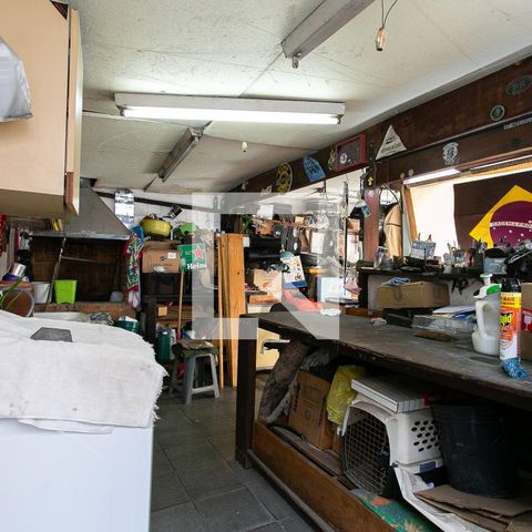 Casa à venda com 172m², 4 quartos e 3 vagasCasa 1 - Área de Serviço